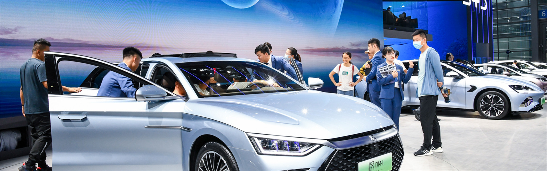 全球领先！中国新能源车企销量再创新高